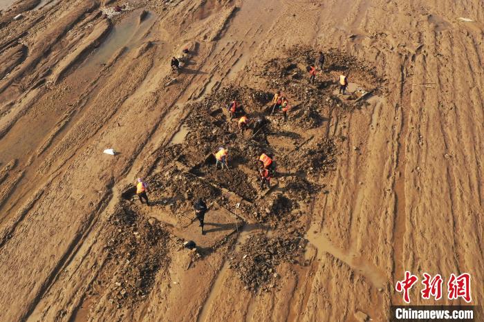 考古现场,工作场景。 洛阳市文物考古研究院供图 摄 考古现场,工作场景。 洛阳市文物考古研究院供图 摄