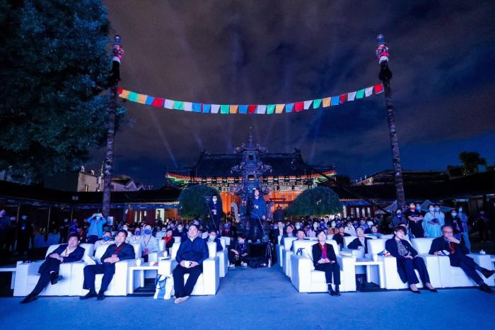 现场合影 点击进入下一页