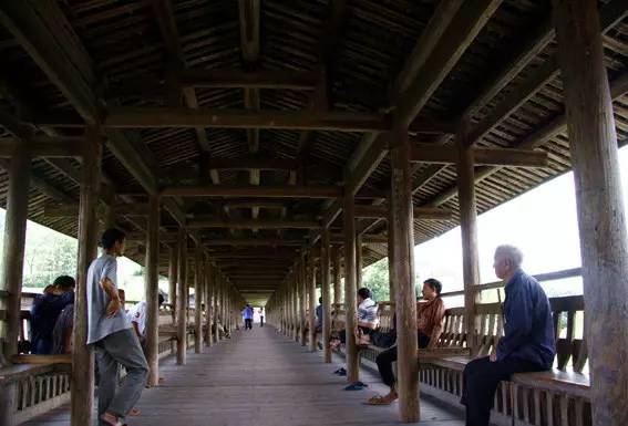 火灾前的万安桥