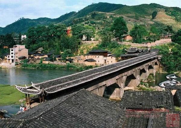 火灾前的万安桥